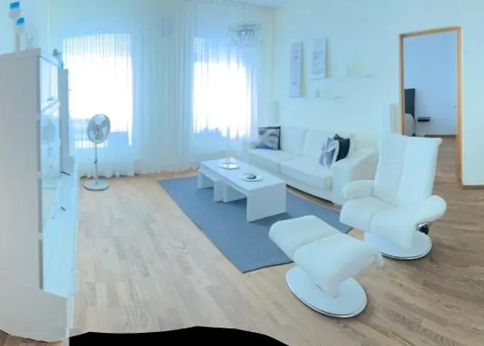 Great Downtown Foorum Center *